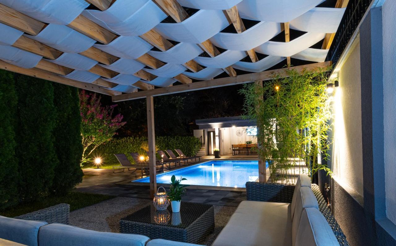 Villa The Oasis Trilj Esterno foto