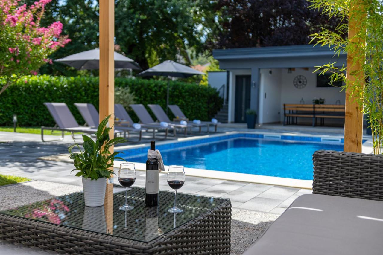 Villa The Oasis Trilj Esterno foto